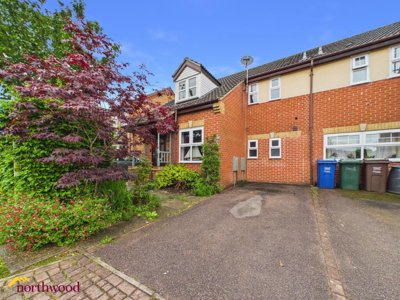 Property on Coopers Gate, OX16 2WD