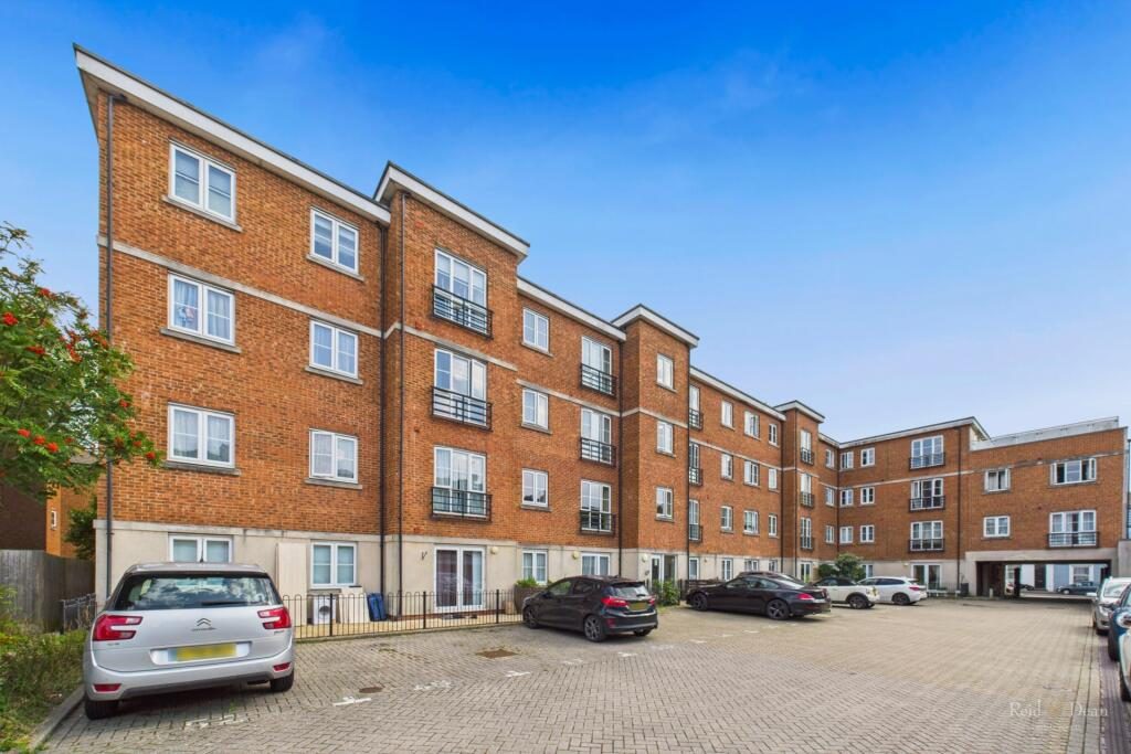 Property main image