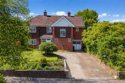 Property on The Green, TN38 0SX