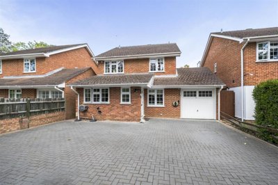 Property on Wellington Road, GU47 9AN