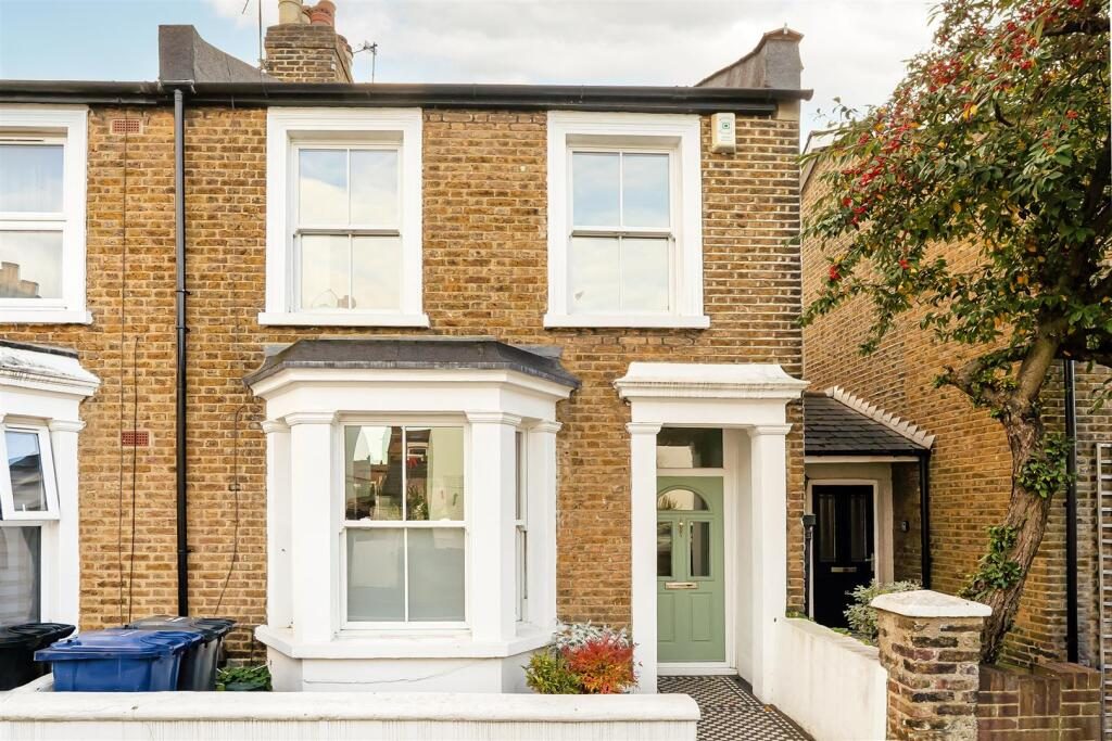 Terraced House