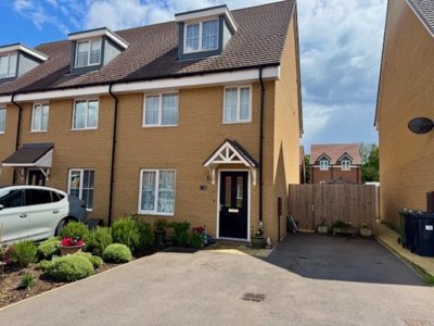 Property on Lily Edge, SG18 8YR