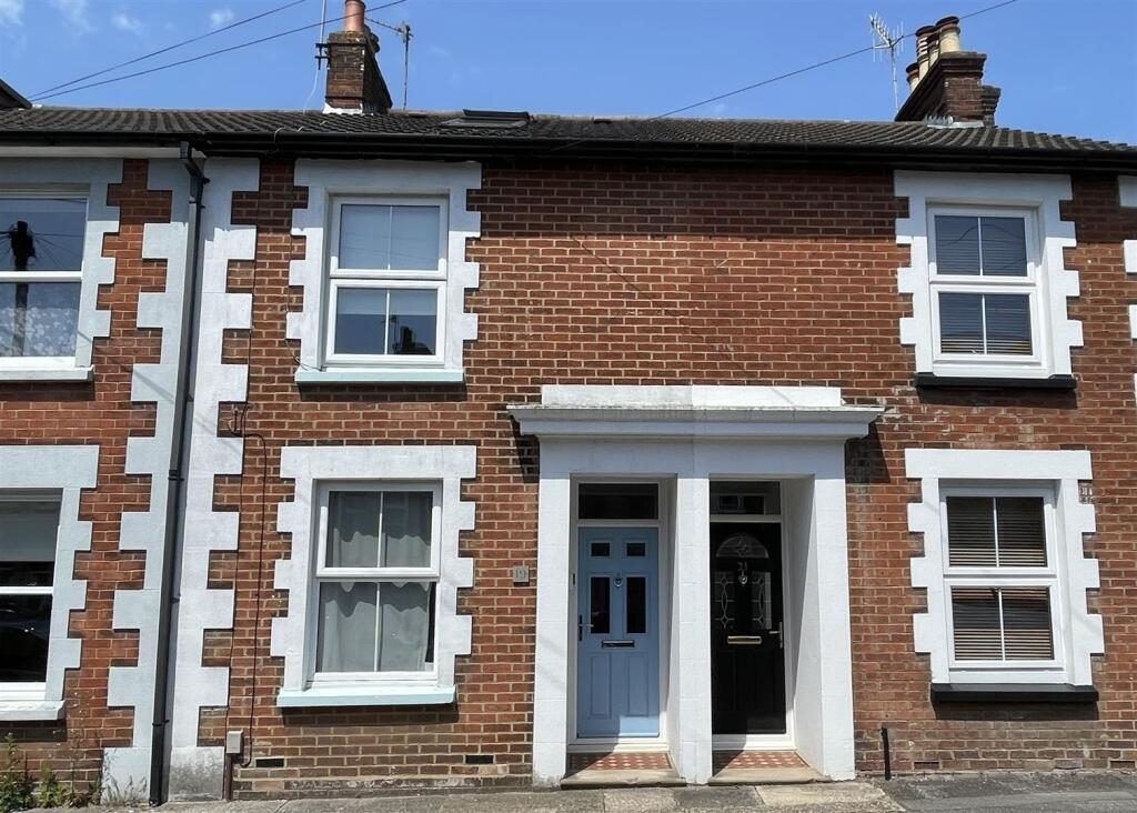 Property main image