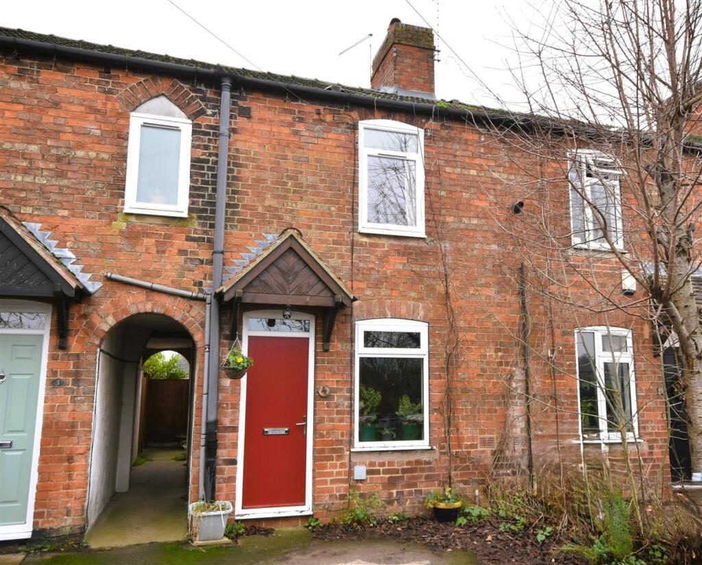Terraced House