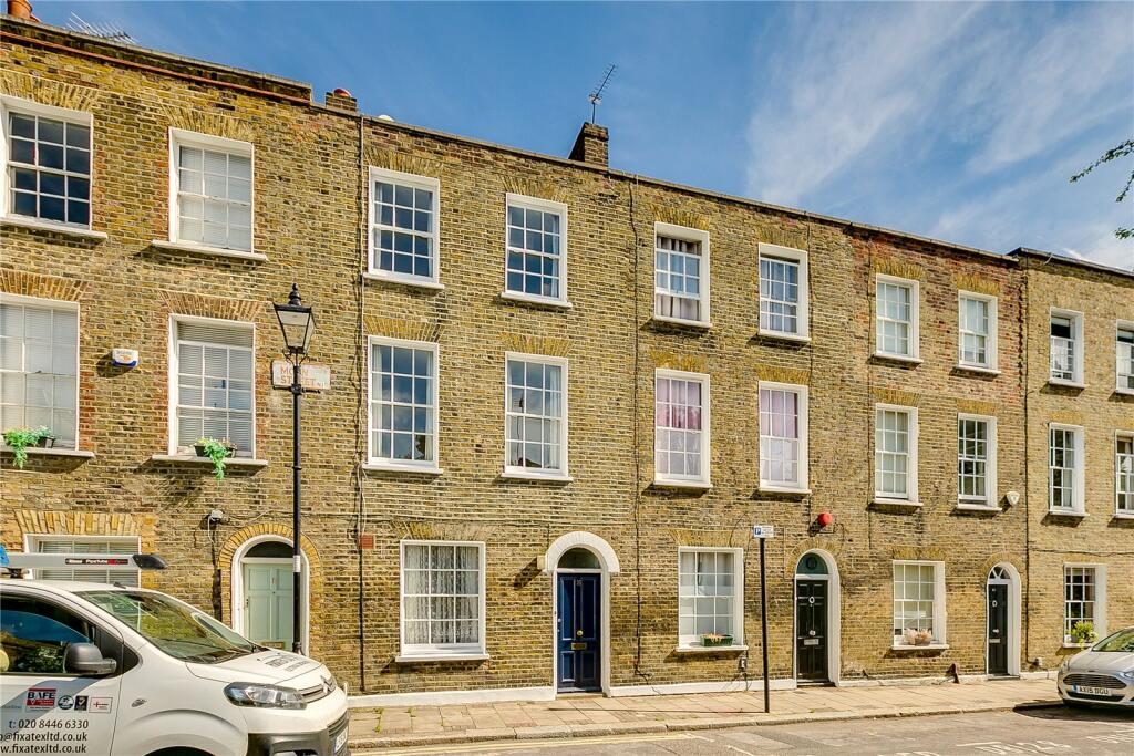 Property main image