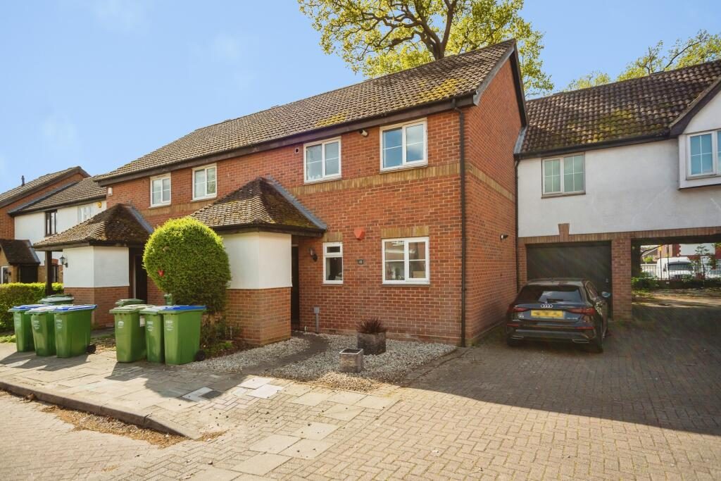 Ground Maisonette