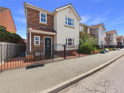 Property on Parsons Heath, CO4 3HT