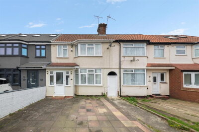 Property on Carlyon Road, UB4 0NR