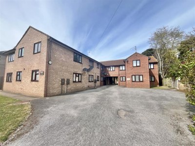 Property on Coppins Road, CO15 3LB