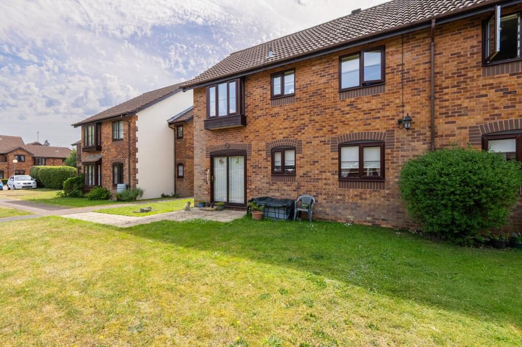 Property main image