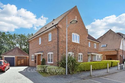 Property on Kilnwood Close, RH12 0AP