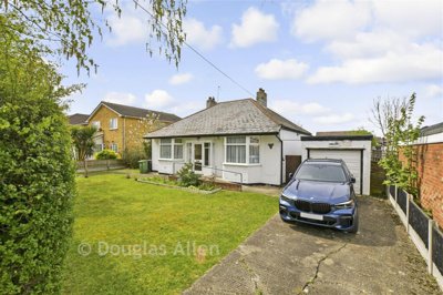 Property on Tavistock Road, SS15 5QQ