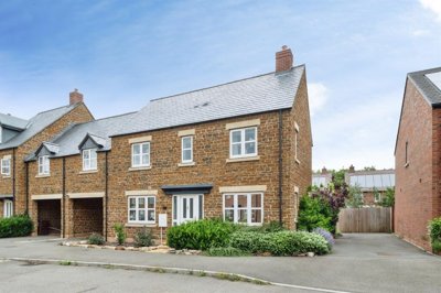 Property on Bismore Road, OX16 1JN