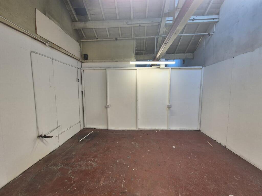 Distribution Warehouse