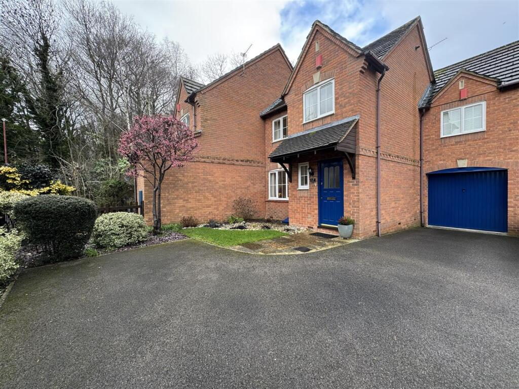 Terraced House