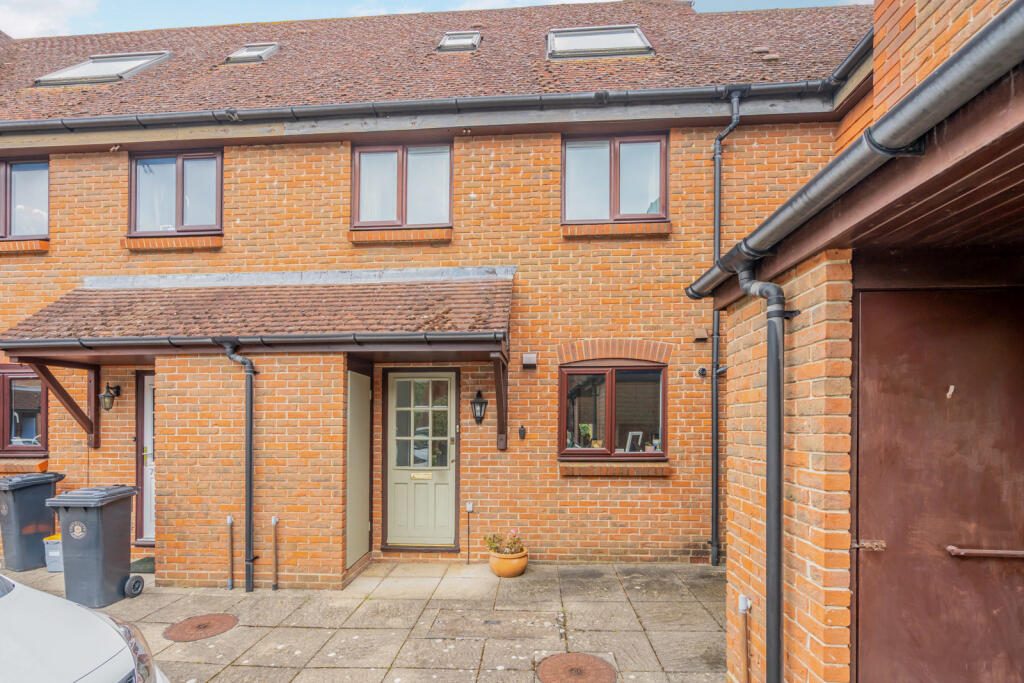 Terraced House