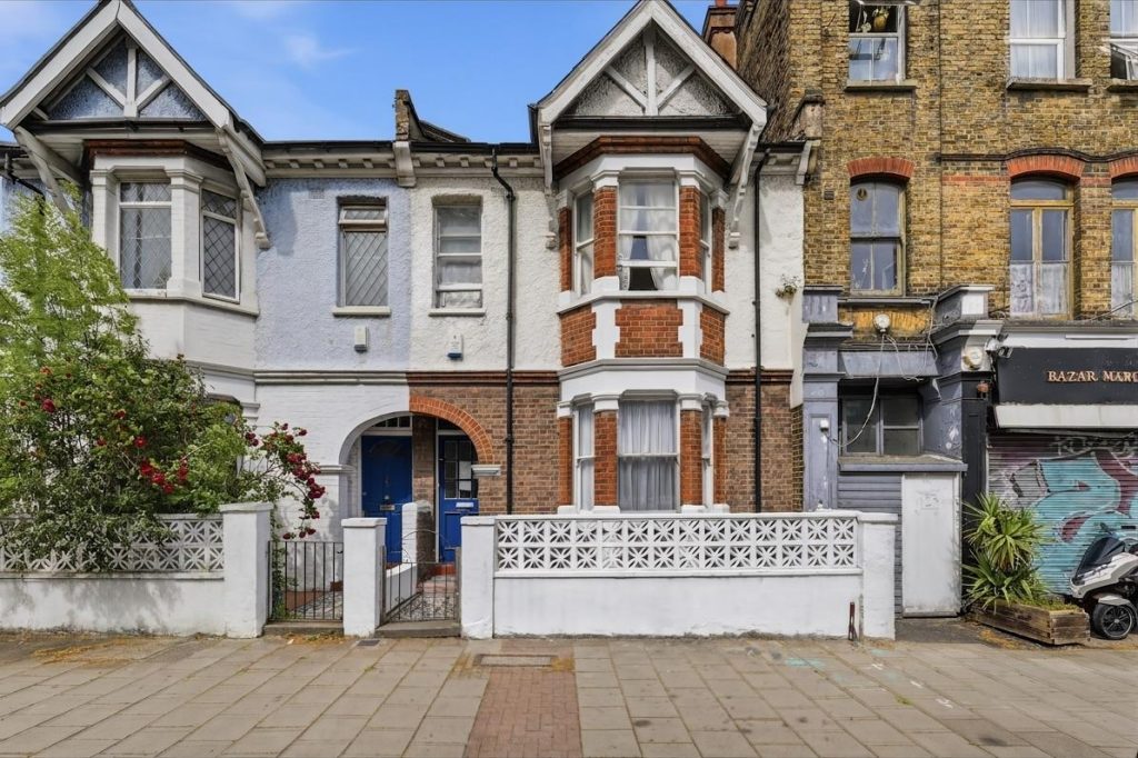 Terraced House