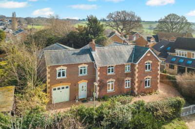 Property on Church Street, OX15 4DW