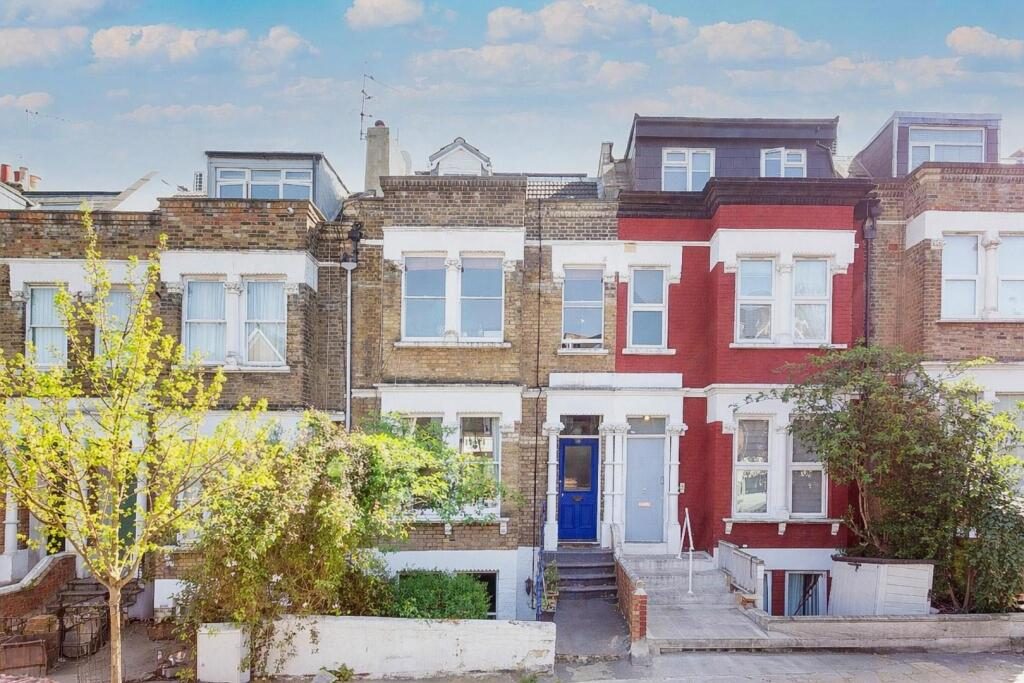 Terraced House
