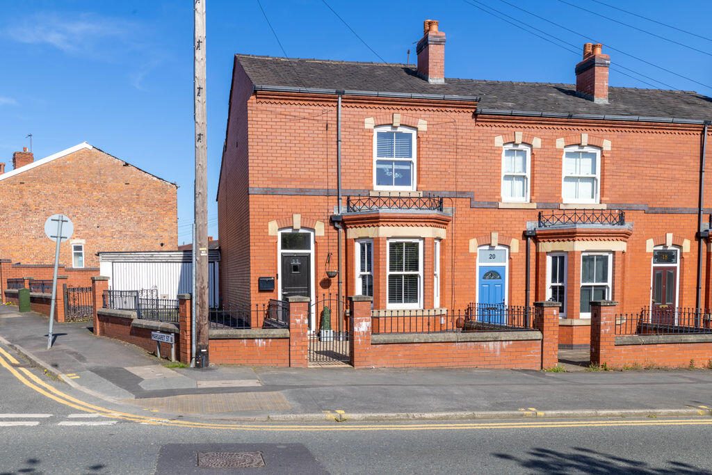 Terraced House