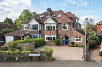 Property on Busbridge Lane, GU7 1QH