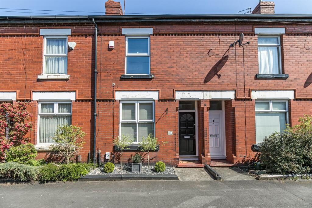 Terraced House