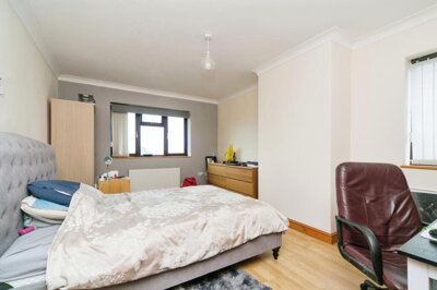 Property on LL51 9TQ