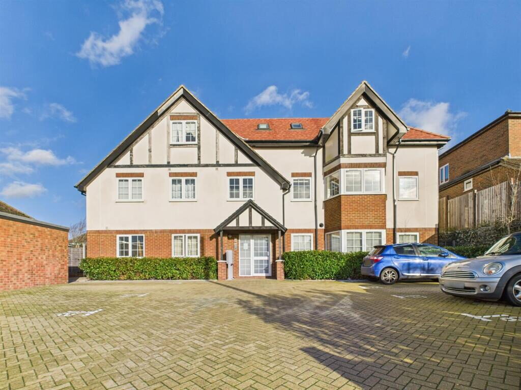 Property main image