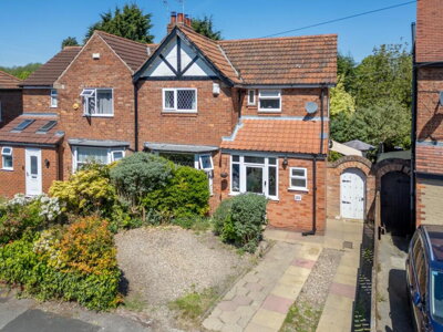 Property on Chestnut Grove, YO26 5LE