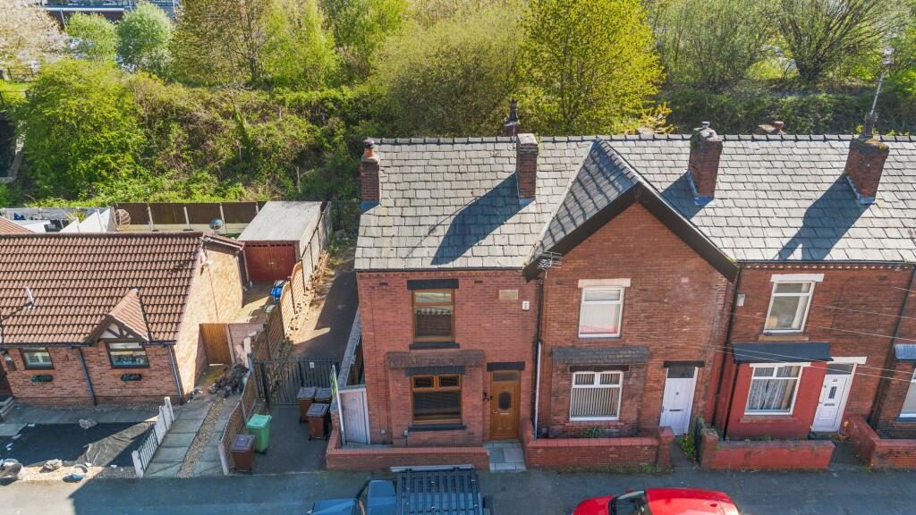 Terraced House