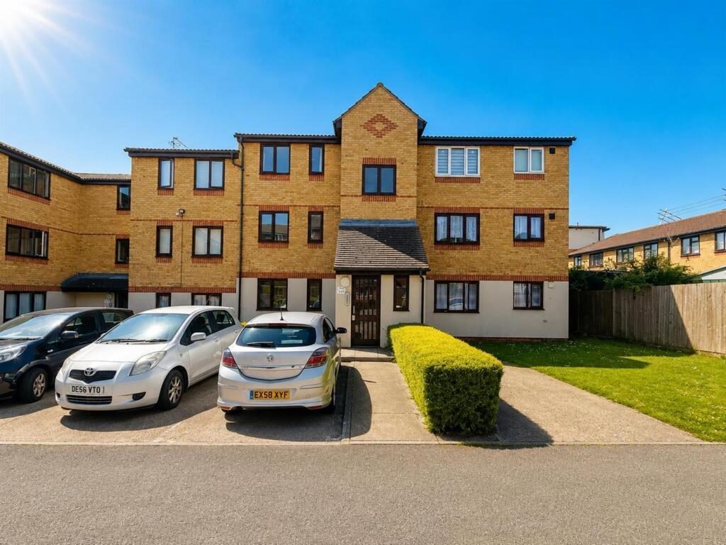 Property main image