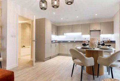 Property on MK40 1HS