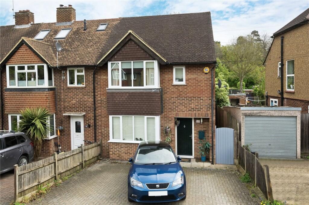 Terraced House