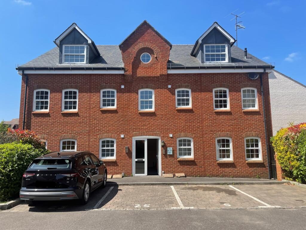 Property main image