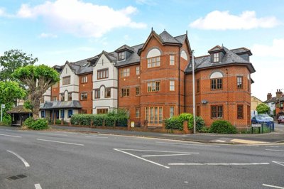Property on Kings Road, GU7 3HU