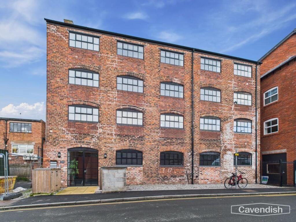 Property main image
