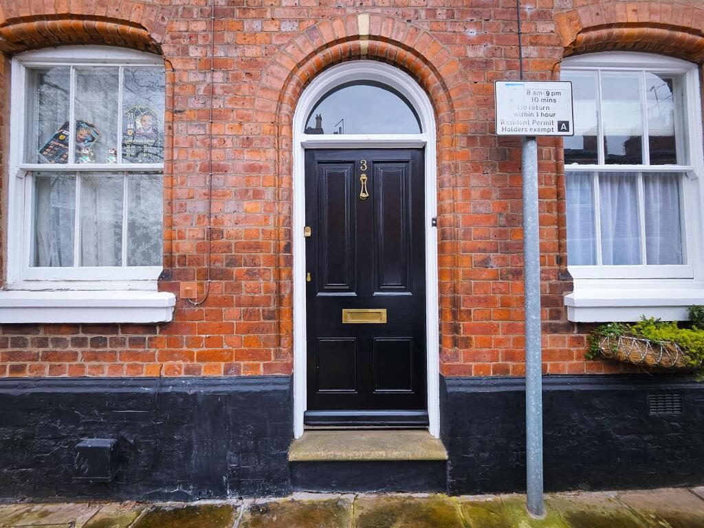 Terraced House