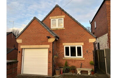 Property on Valley Way, S74 9AS
