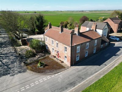 Property on Main Street, DN14 8HQ