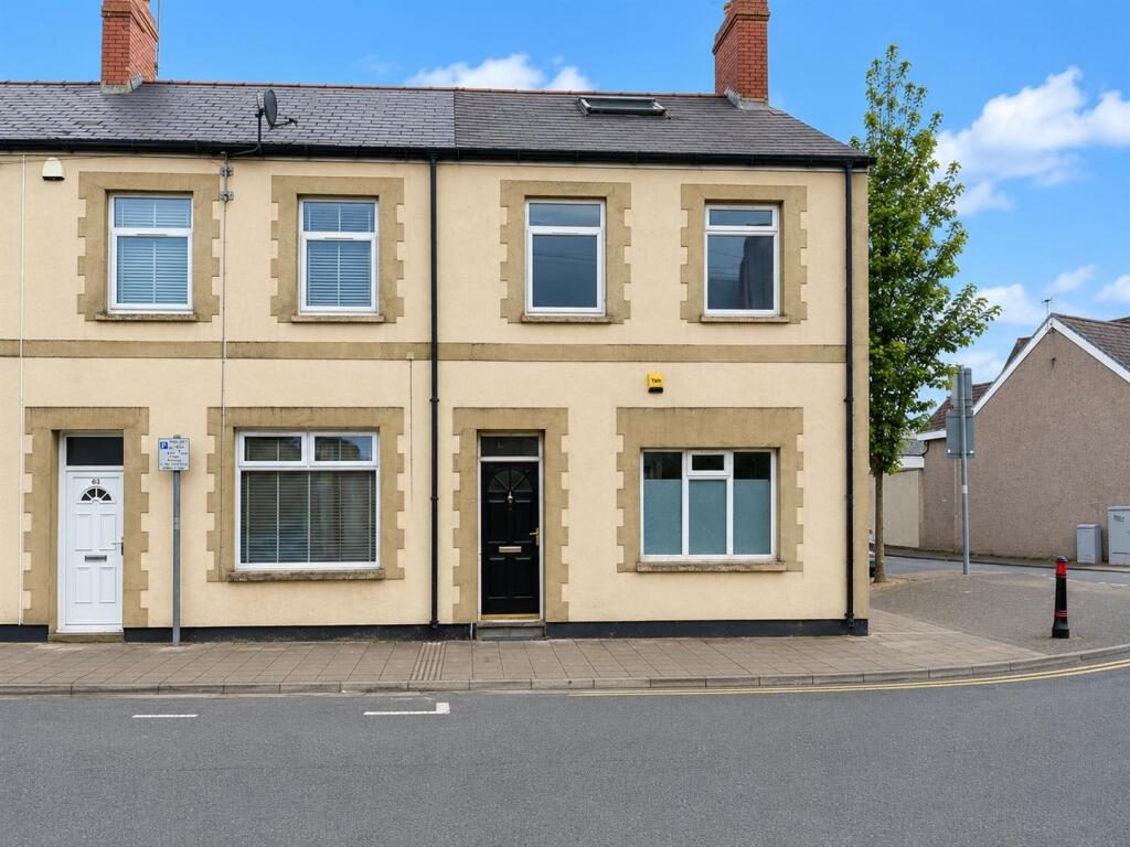 Terraced House