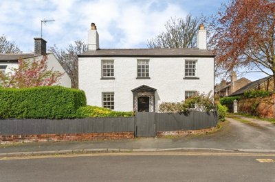 Property on School Lane, CH64 6SR