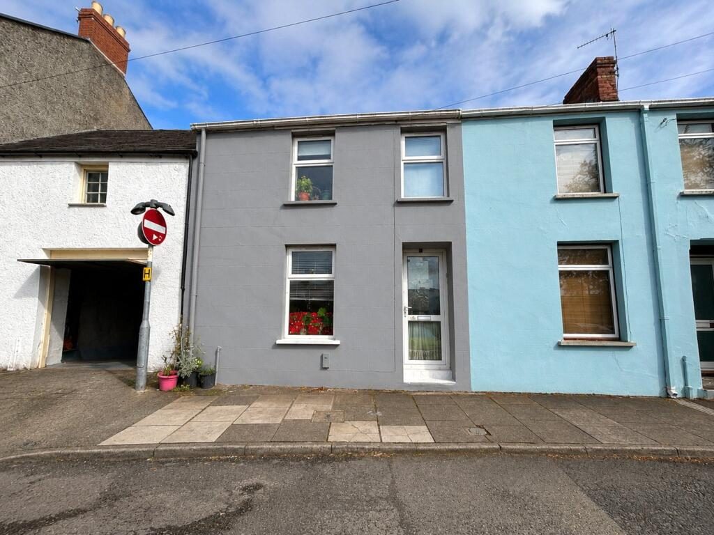 Terraced House