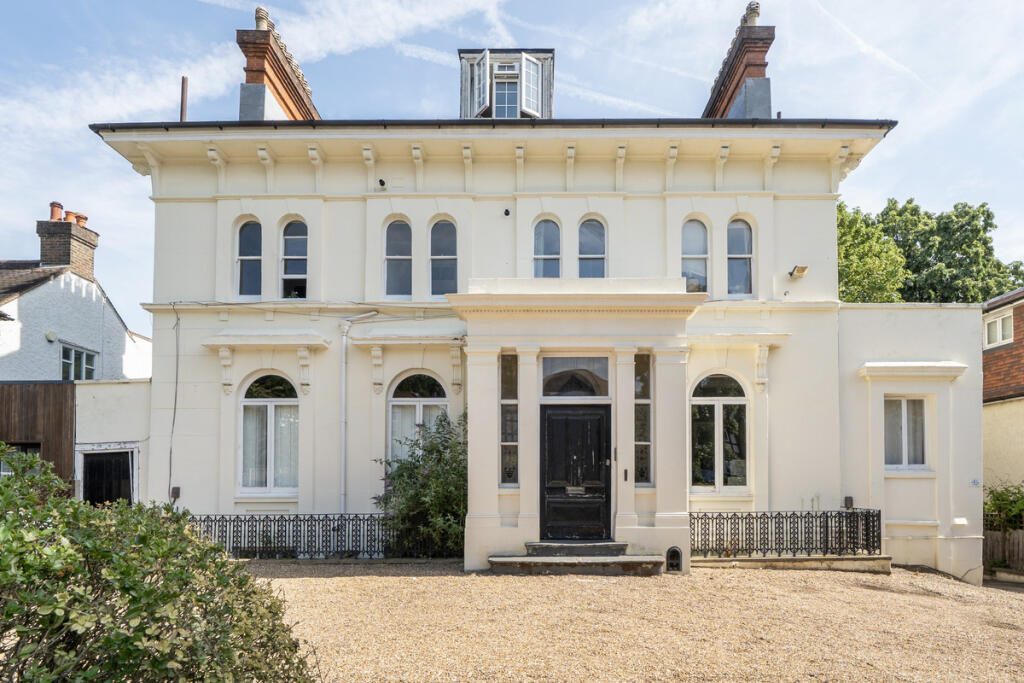 Property main image
