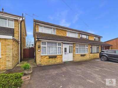 Property on Kirby Close, IP4 4PU