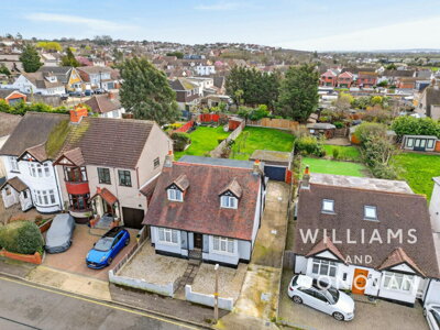 Property on Hope Road, SS7 5JH