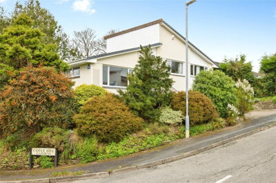 Property on Castle Hill Gardens, PL31 2BH