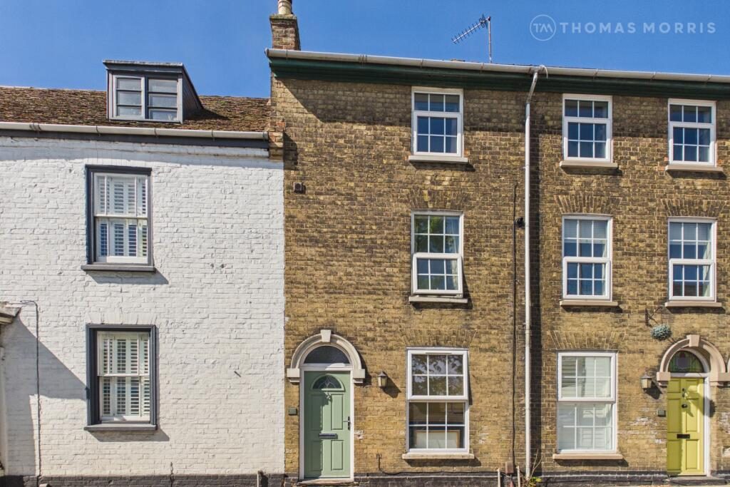 Terraced House