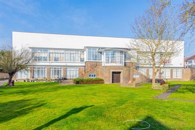 Property on Lime Grove, NN10 6ES