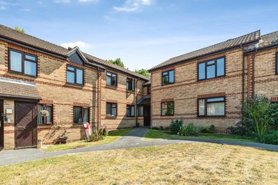 Property on RG22 4NN