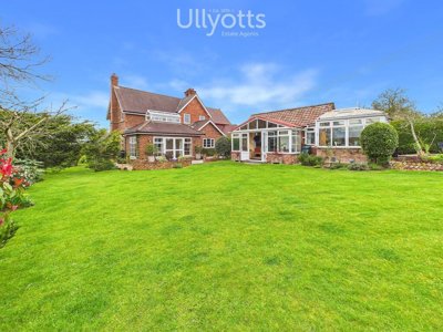 Property on Garton Hill, YO25 3AL